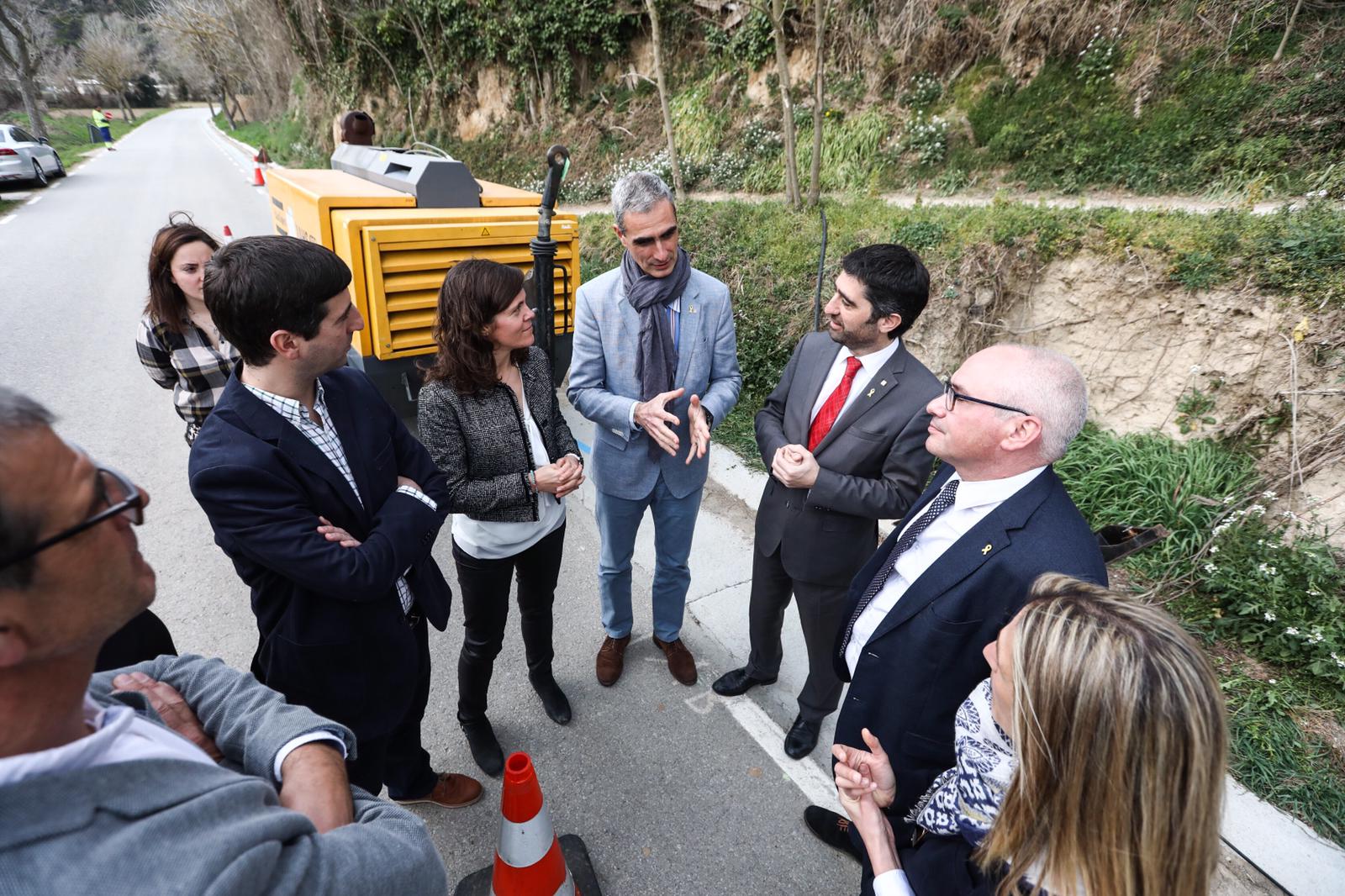 Iniciem el desplegament de fibra òptica, a través de canalització de la Diputació de Barcelona, a Sant Quirze Safaja